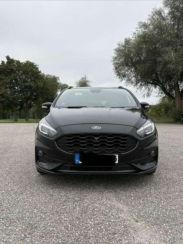Gebraucht 2019 Ford S-MAX ST-Line Van / Kleinbus | 29.999 € (Teuer) - Bild 1/4