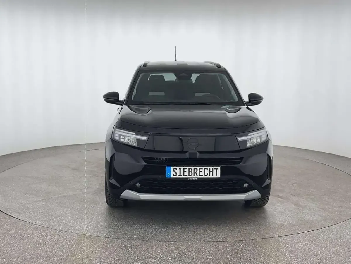Neu Opel Frontera 145 PS (106 kW) 2026 Grün SUV