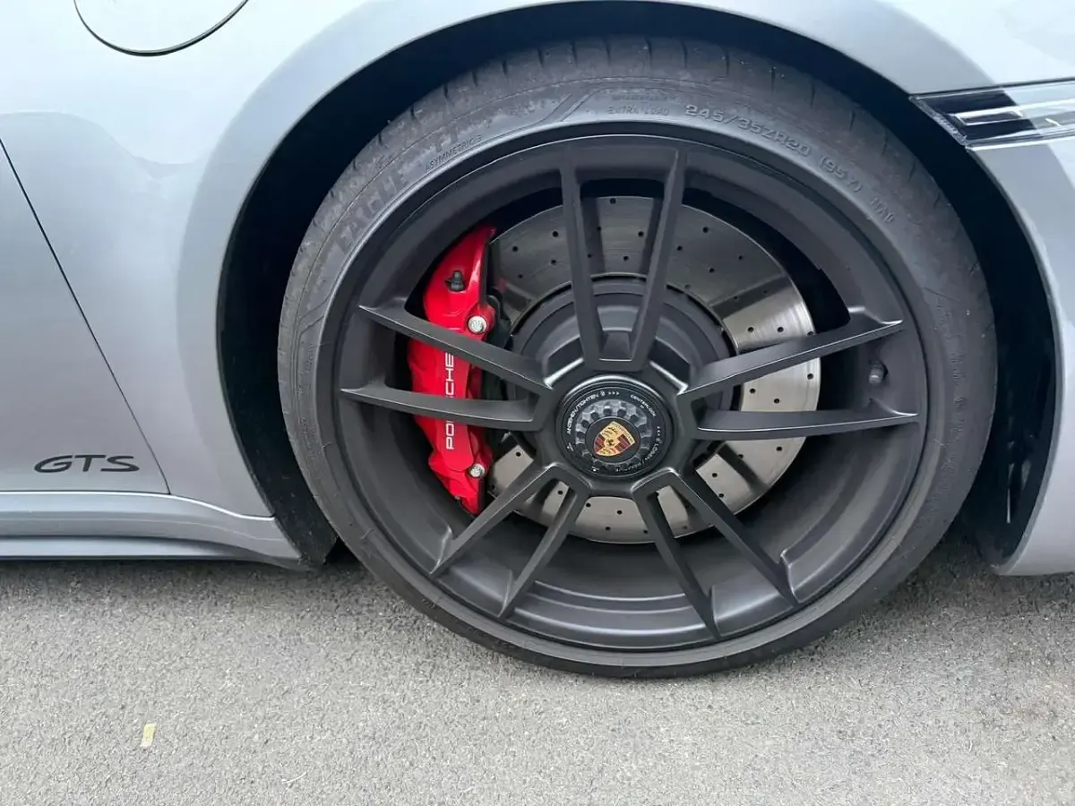 Gebraucht Porsche 992 480 PS (353 kW) 2022 Gtsilbermetallic Cabrio