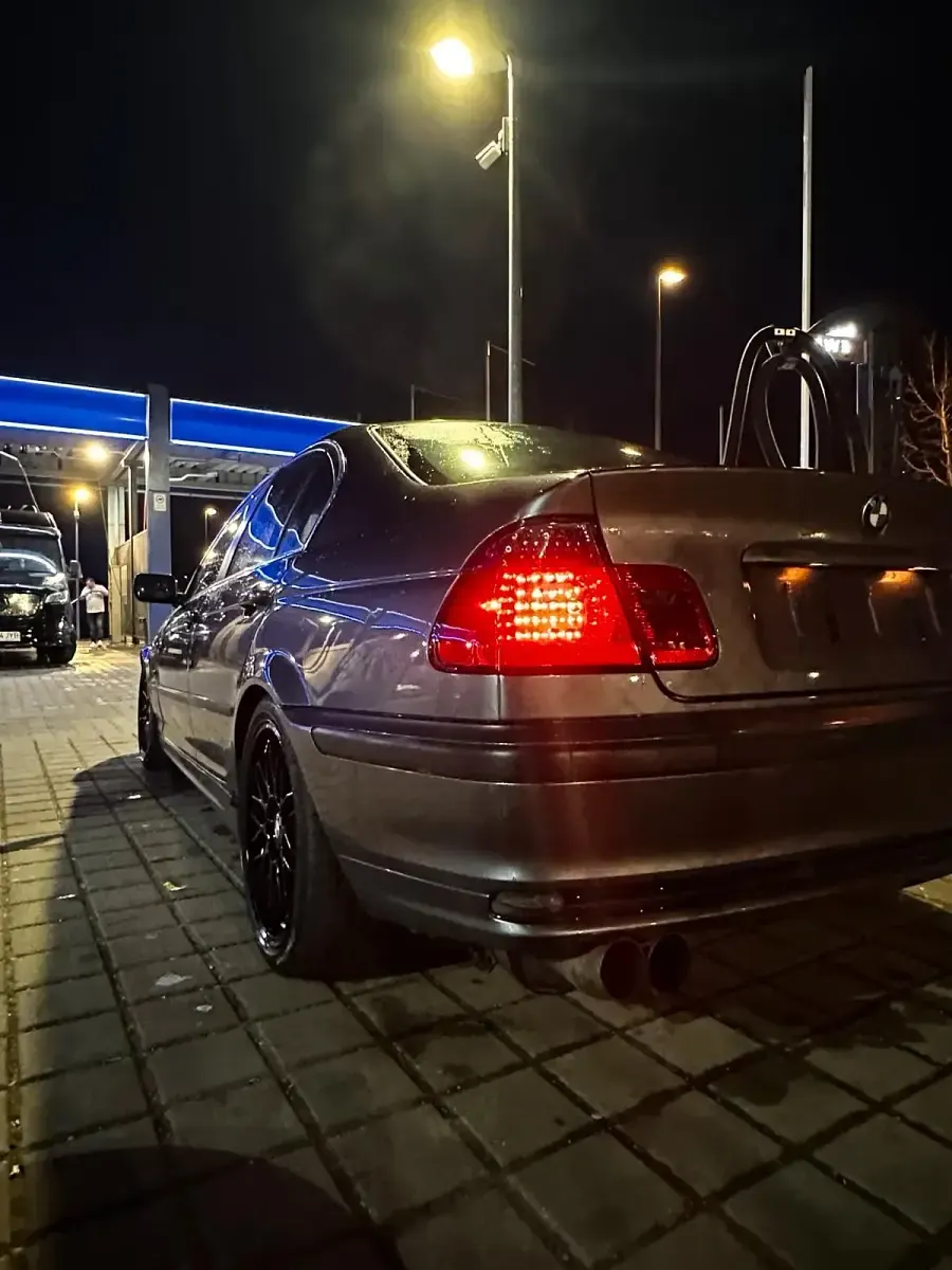 Occasion BMW 323 170 ch (125 kW) 2000 Gris Berline