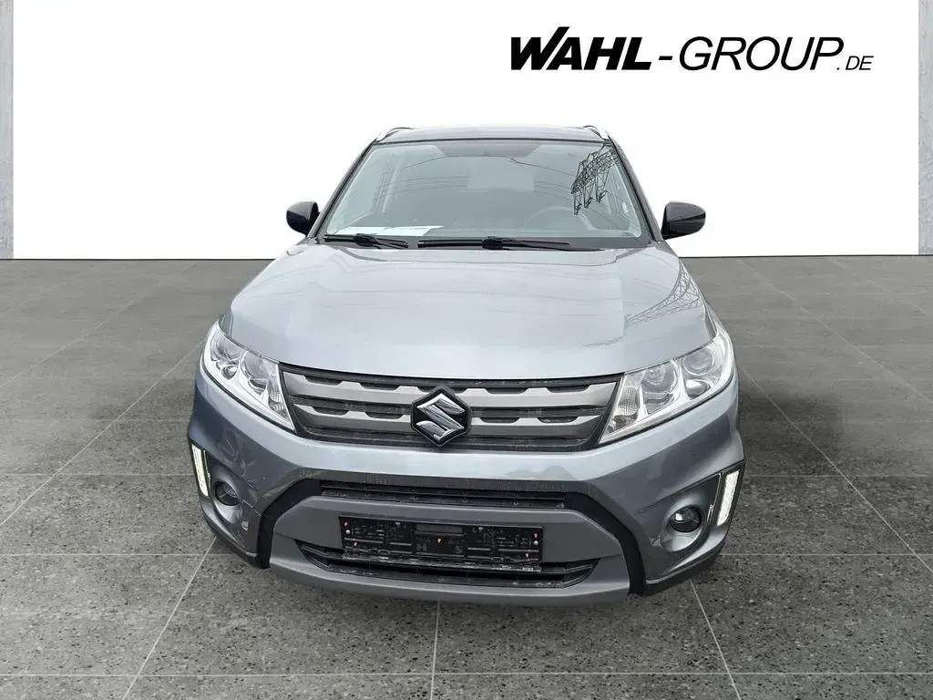 Gebraucht Suzuki Vitara Comfort 120 PS (88 kW) 2016 Grau SUV