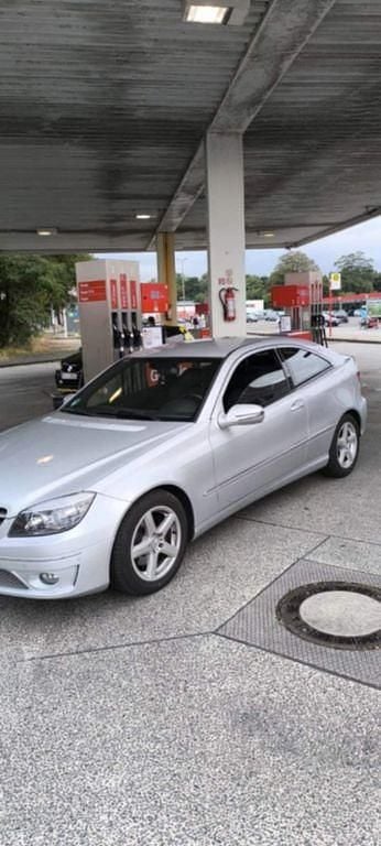 Silber Gebraucht 2010 Mercedes CLC200 Kleinwagen | 5.999 € (Guter Preis) - Bild 1/4