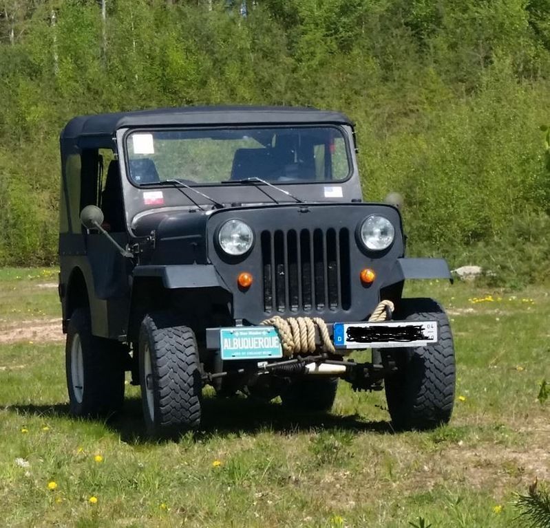 Schwarz Gebraucht 1993 Jeep CJ SUV | 9.200 € - Bild 1/4