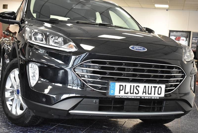 Obsidianschwarz Gebraucht 2022 Ford Kuga Titanium SUV | 17.470 € (Superpreis) - Bild 1/4