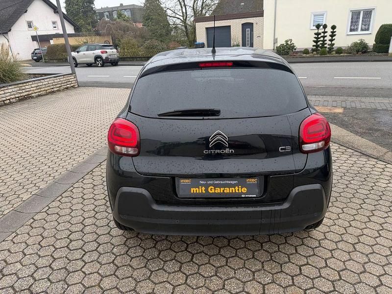 Gebraucht Citroën C3 Shine 82 PS (60 kW) 2023 Schwarz Kleinwagen