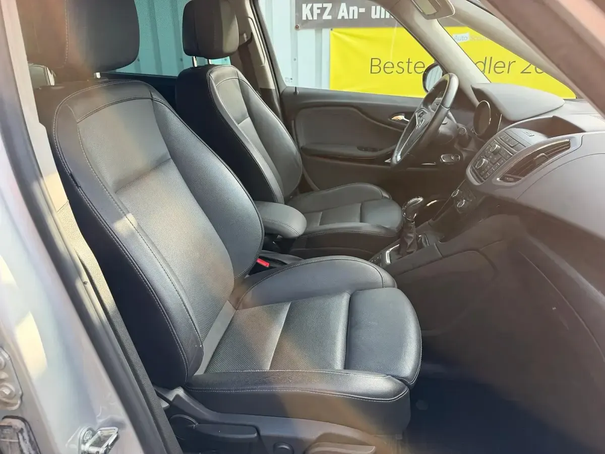 Gebraucht Opel Zafira Tourer 140 PS (102 kW) 2012 Weiß Van / Kleinbus