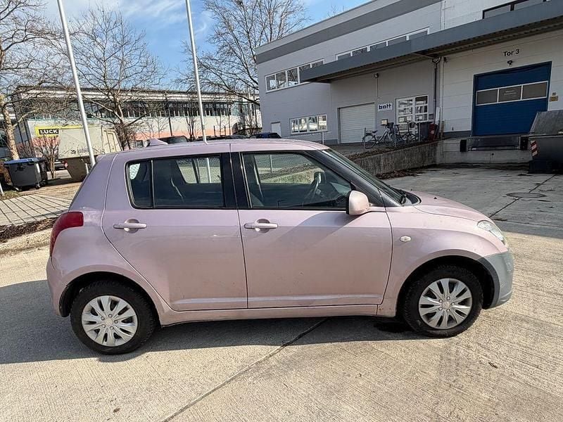 Gebraucht Suzuki Swift Comfort 90 PS (66 kW) 2006 Silber Kleinwagen