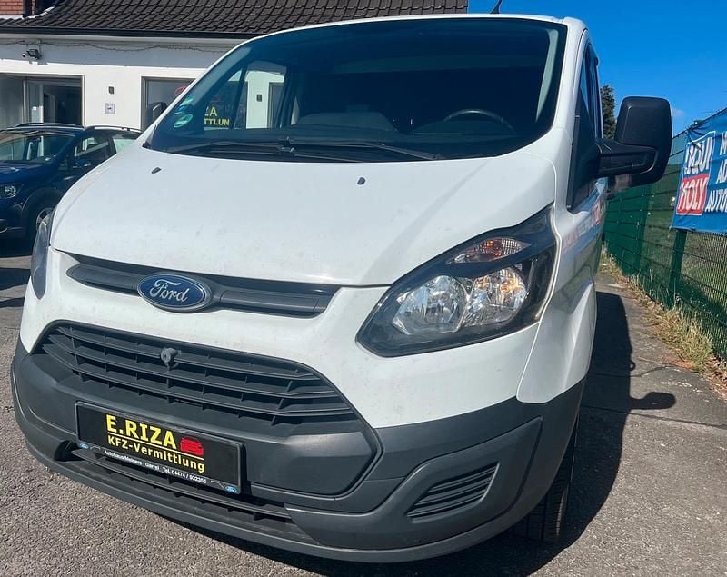 Gebraucht Ford Transit 2014 Weiß Van / Kleinbus