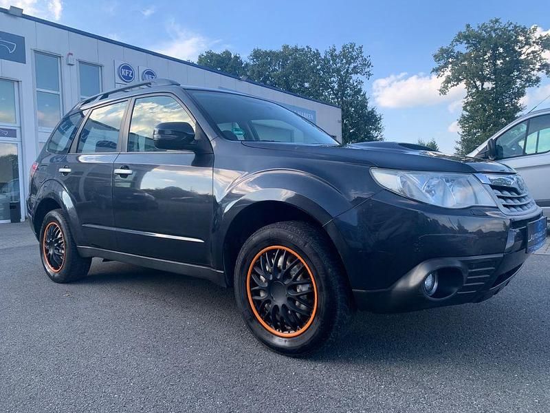 Gebraucht Subaru Forester 147 PS (108 kW) 2013 Schwarz SUV