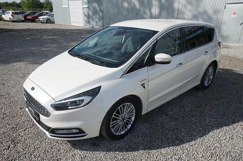Gebraucht Ford S-MAX Vignale 209 PS (153 kW) 2017 Weiß Van / Kleinbus