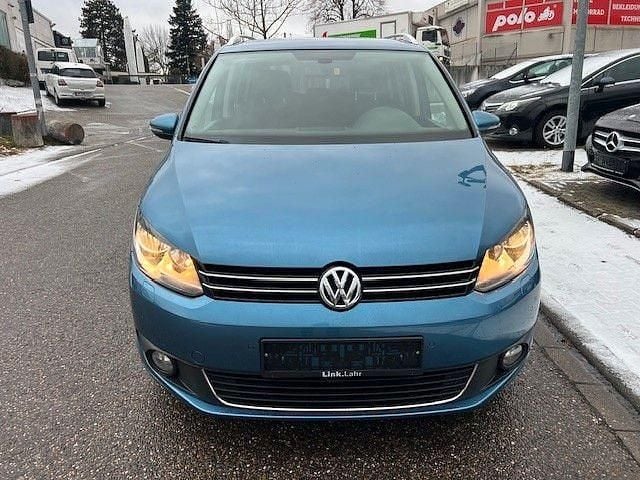 Gebraucht VW Touran Cup 140 PS (102 kW) 2015 Blau Van / Kleinbus