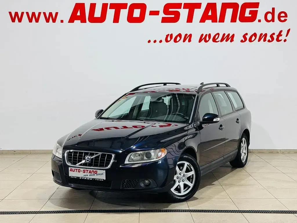 Gebraucht Volvo V70 145 PS (106 kW) 2009 Blau Kombi
