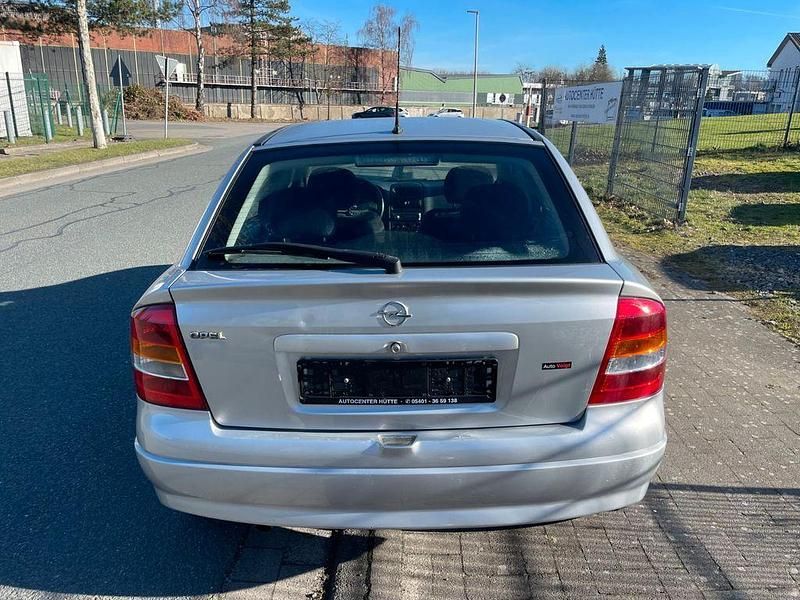 Second-hand Opel Astra 101 CP (74 kW) 1999 Argintiu Berlinǎ