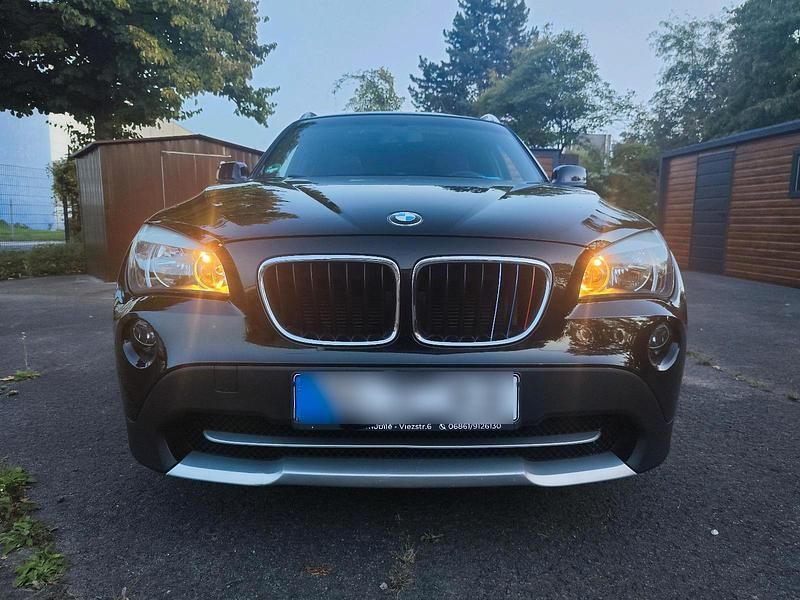Gebraucht 2012 BMW X1 SUV | 8.900 € - Bild 1/4