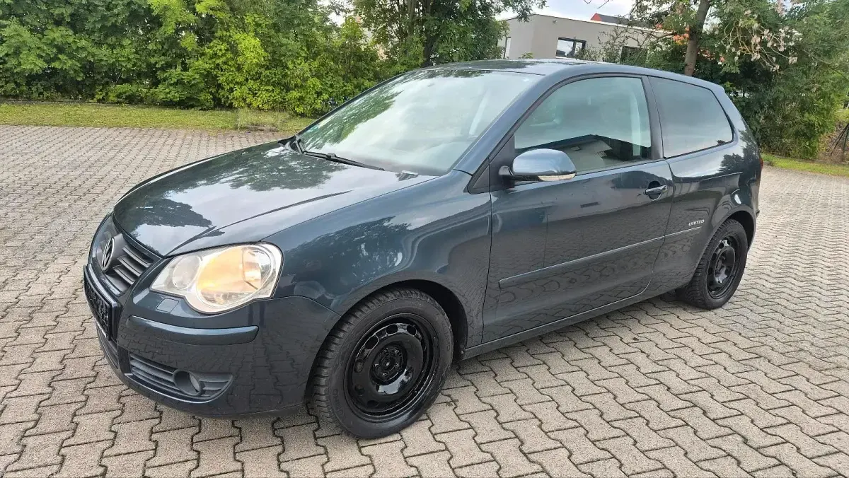 Gebraucht VW Polo 60 PS (44 kW) 2009 Grau Kleinwagen