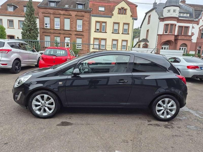 Schwarz Gebraucht 2013 Opel Corsa Active Kleinwagen | 6.399 € (Fairer Preis) - Bild 1/4