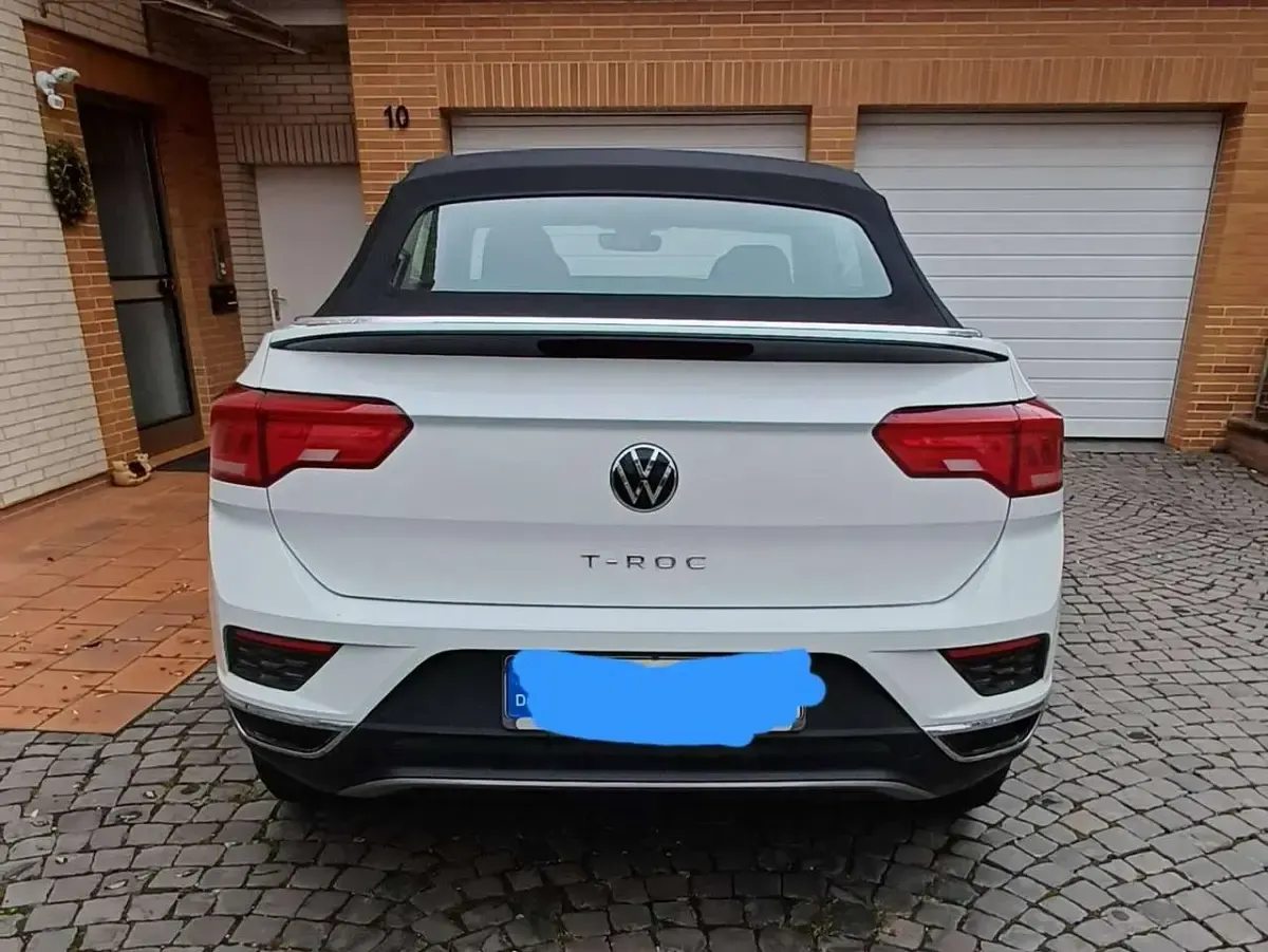 Gebraucht VW T-Roc Cabriolet Active 110 PS (80 kW) 2021 Weiß Cabrio