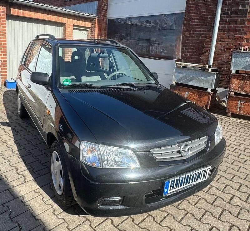 Gebraucht Mazda Demio Comfort 63 PS (46 kW) 2001 Schwarz Kleinwagen