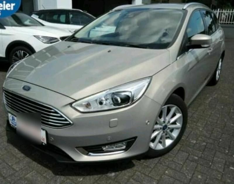 Gebraucht Ford Focus 116 PS (85 kW) 2016 Silber Kombi