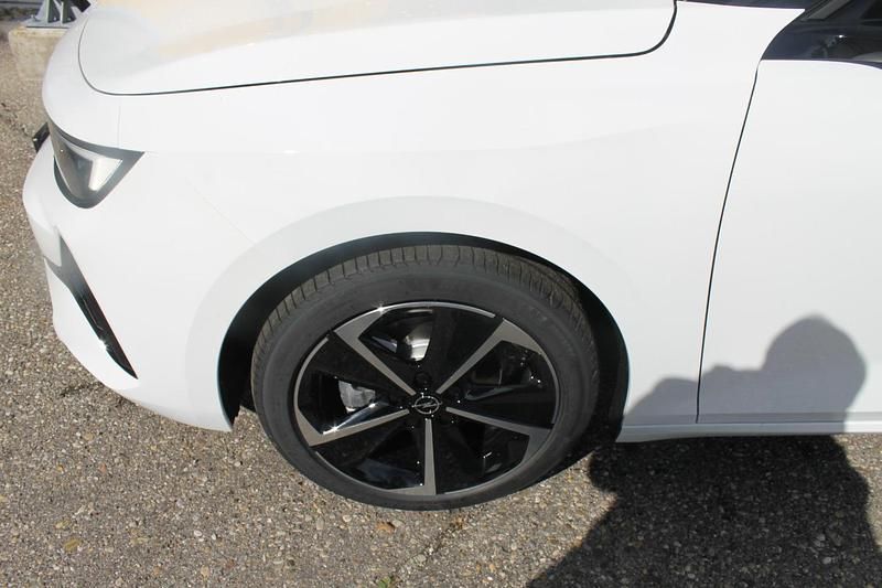 Gebraucht Opel Astra 131 PS (96 kW) 2025 Arktis weiß Limousine