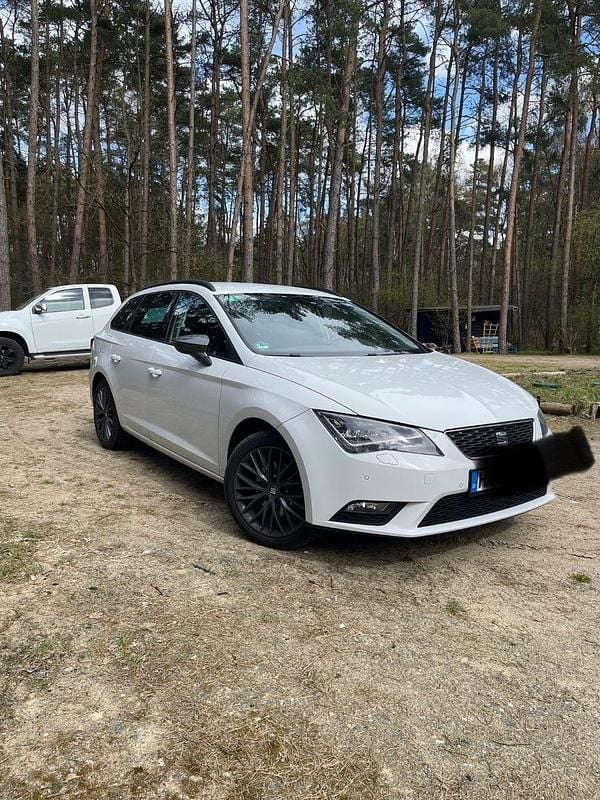 Gebraucht Seat Leon ST CONNECT 125 PS (91 kW) 2016 Weiß Kombi