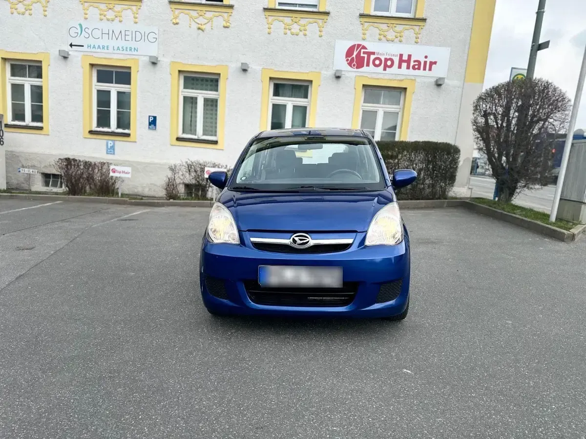 Gebraucht Daihatsu Cuore 69 PS (50 kW) 2008 Blau Kleinwagen