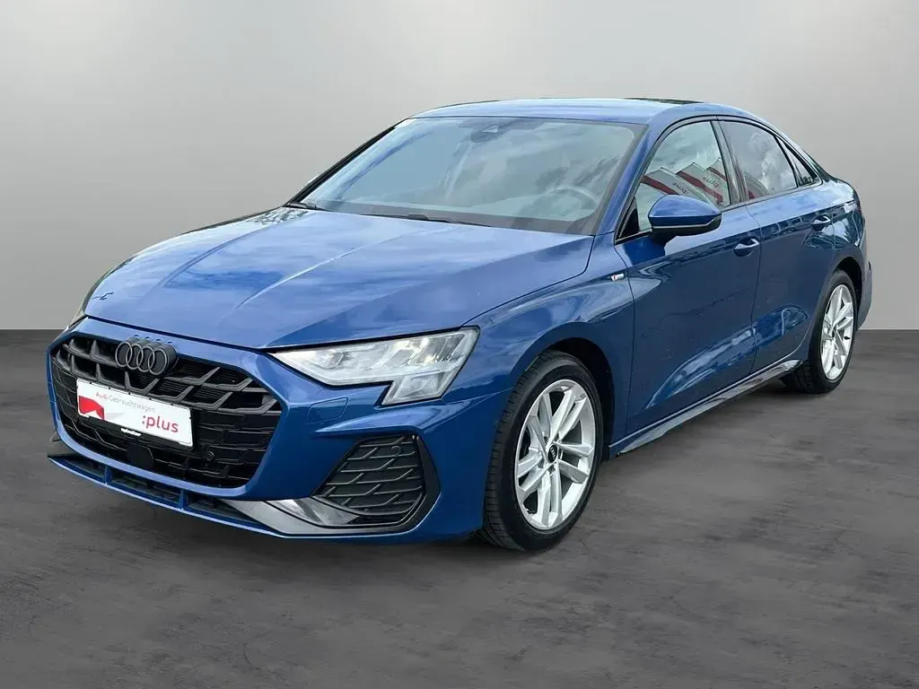 Gebraucht Audi A3 S-Line 150 PS (110 kW) 2025 Ascariblau metallic Limousine