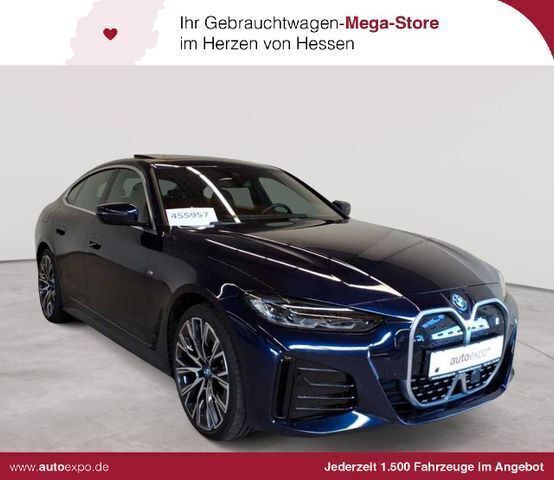 Blau Gebraucht 2022 BMW i4 M Sport Limousine | 41.389 € (Guter Preis) - Bild 1/4