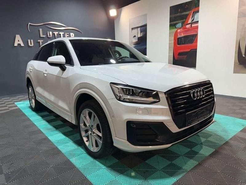 Gletscherweiß metallic Gebraucht 2017 Audi Q2 Design SUV | 18.399 € (Guter Preis) - Bild 1/4