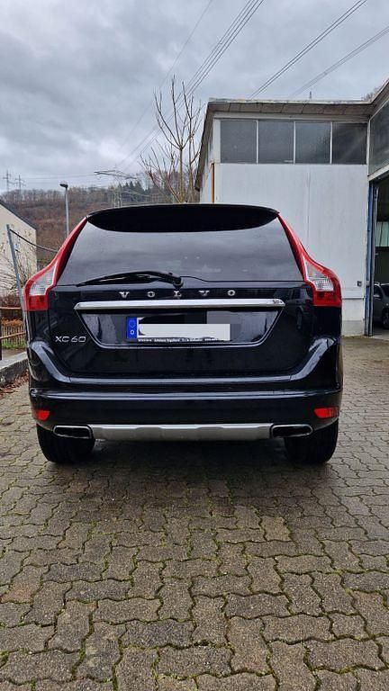 Schwarz Gebraucht 2015 Volvo XC60 Ocean Race SUV | 16.800 € (Fairer Preis) - Bild 1/4