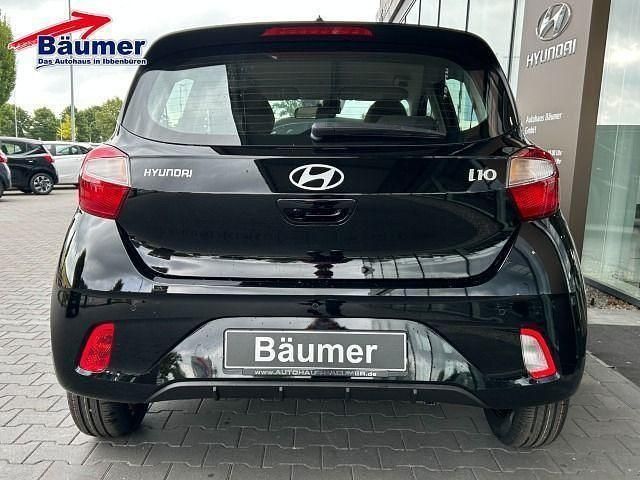 Neu Hyundai i10 Select 63 PS (46 kW) 2025 Grau Kleinwagen
