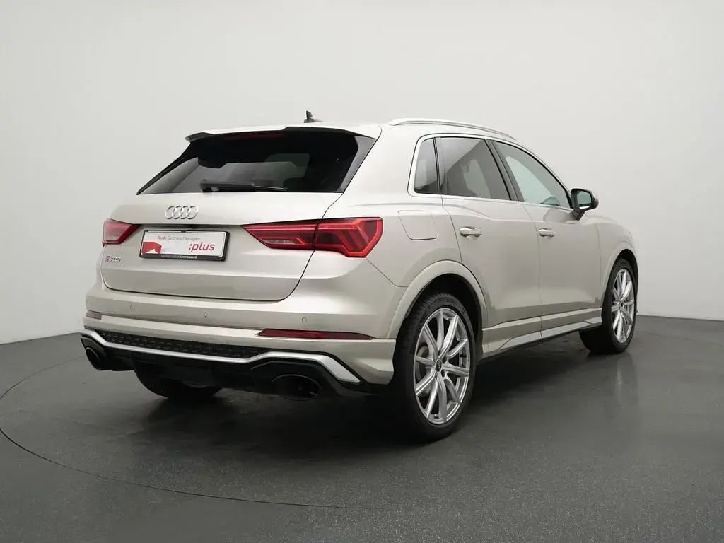 Gebraucht Audi RS Q3 Sport 400 PS (294 kW) 2022 Individuallackierungen audi exclusive SUV