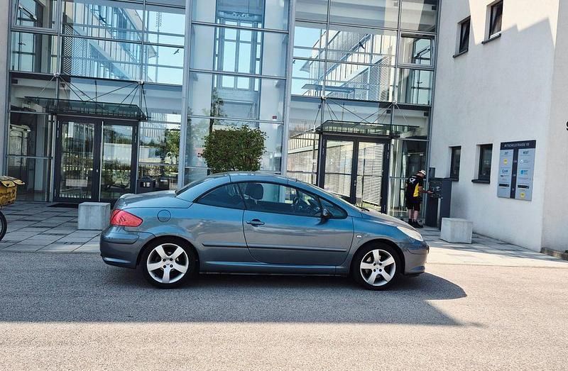 Gebraucht 2008 Peugeot 307 CC Platinum Cabrio | 3.980 € (Fairer Preis) - Bild 1/4