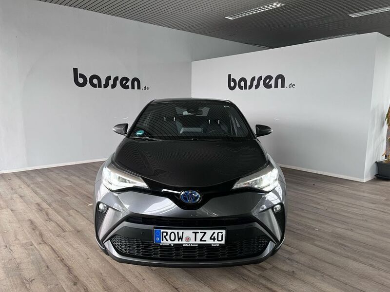 Marlingrau metallic Gebraucht 2022 Toyota C-HR Team SUV | 23.950 € (Fairer Preis) - Bild 1/4
