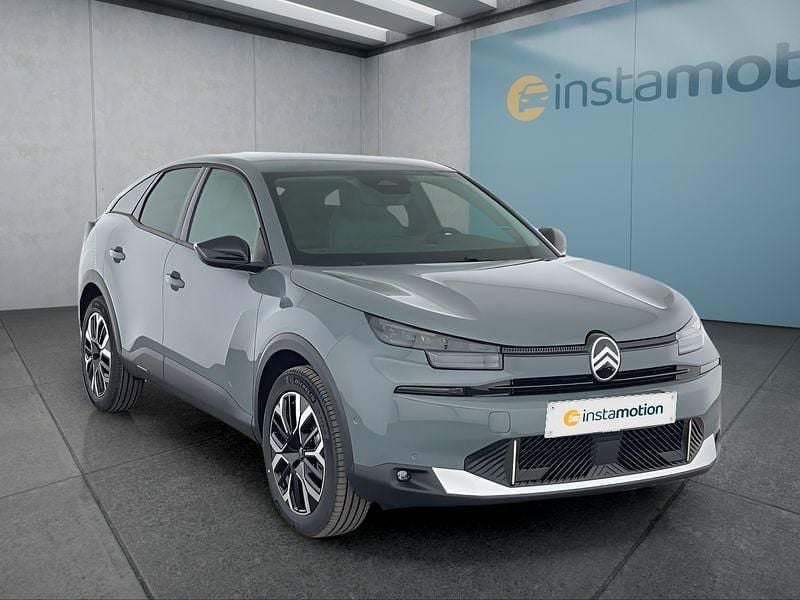 Neu Citroën C4 145 PS (106 kW) 2025 Grün SUV