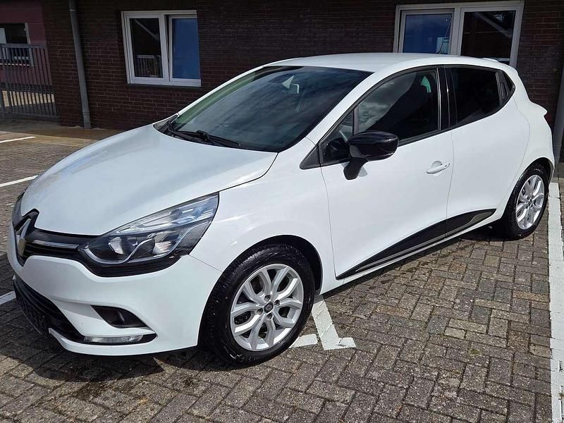 Weiß Gebraucht 2020 Renault Clio V Collection Kleinwagen | 9.500 € (Superpreis) - Bild 1/4