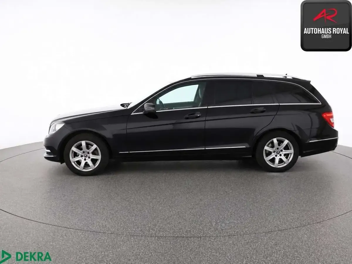 Gebraucht Mercedes C220 Avantgarde 170 PS (125 kW) 2014 Obsidianschwarz Kombi