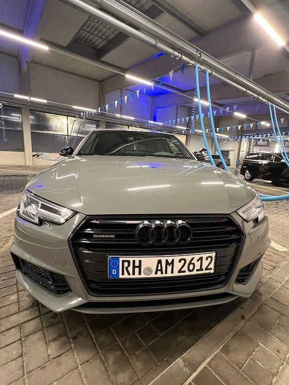 Second-hand Audi A4 Black Edition 190 CP (139 kW) 2017 Gri Break