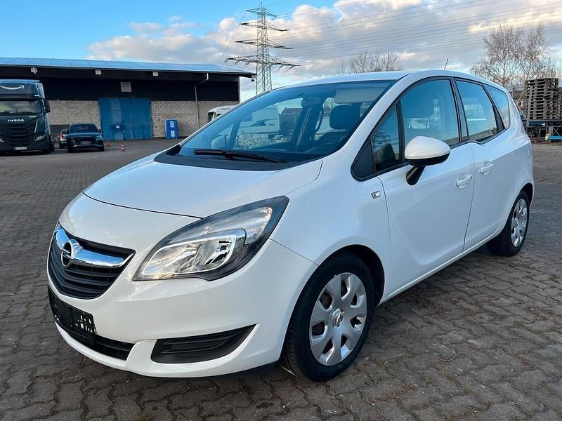 Gebraucht Opel Meriva 100 PS (73 kW) 2014 Weiß Van / Kleinbus