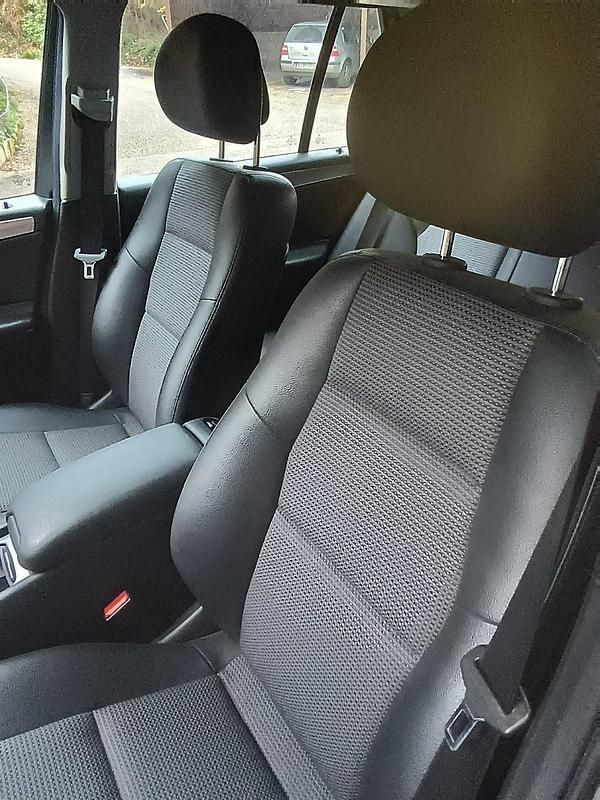 Gebraucht Mercedes C200 184 PS (135 kW) 2011 Silber Kombi