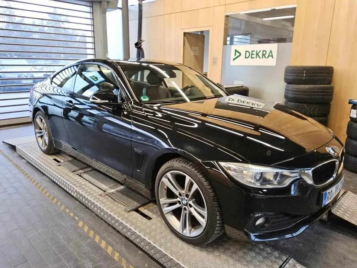 Gebraucht BMW 420 Coupé Comfort Edition 184 PS (135 kW) 2015 Schwarz Coupé