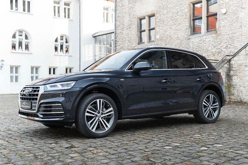Blau Gebraucht 2018 Audi Q5 S-Line SUV | 28.900 € (Superpreis) - Bild 1/4