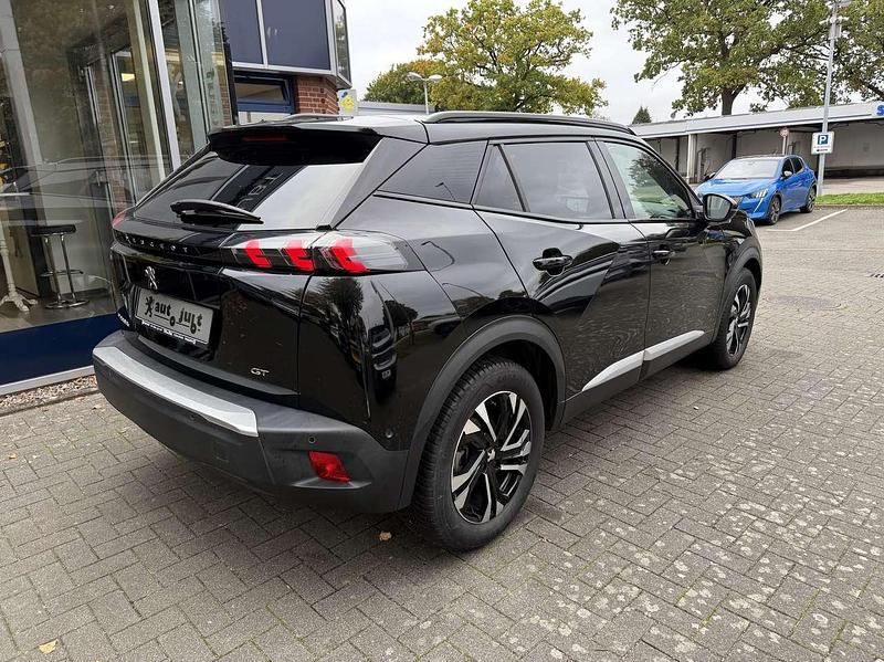 Gebraucht Peugeot e-2008 GT 100 kW (136 PS) 2022 Perla nera schwarz SUV
