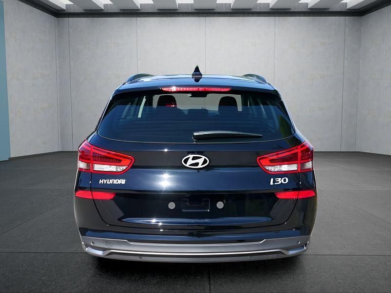 Blau Neu 2025 Hyundai i30 Kombi | 22.349 € (Fairer Preis) - Bild 1/4