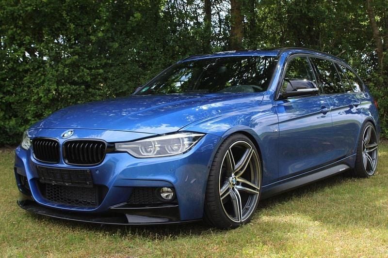 Gebraucht BMW 330 M Sport 252 PS (185 kW) 2017 Blau Kombi