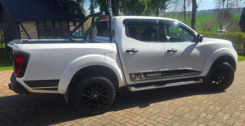 Gebraucht Nissan Navara 163 PS (119 kW) 2017 Weiß Pickup