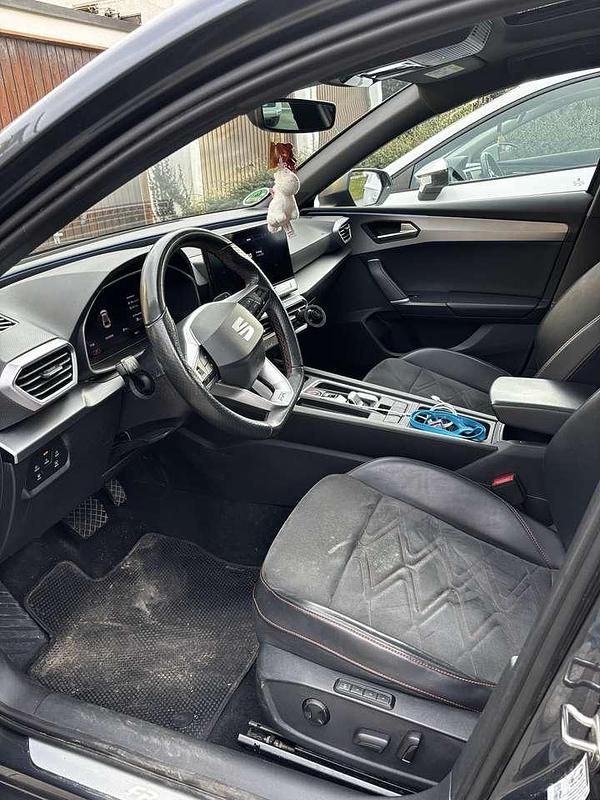 Gebraucht Seat Leon FR 150 PS (110 kW) 2021 Grau Kleinwagen
