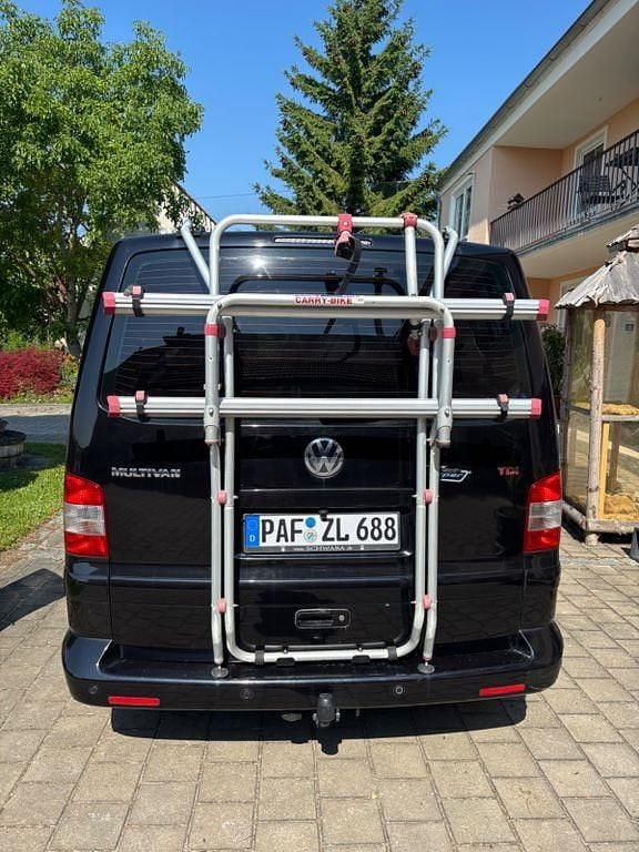 Second-hand VW T5 174 CP (127 kW) 2006 Negru Van