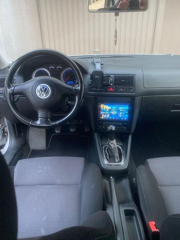 Gebraucht VW Golf IV 105 PS (77 kW) 2002 Silber Limousine