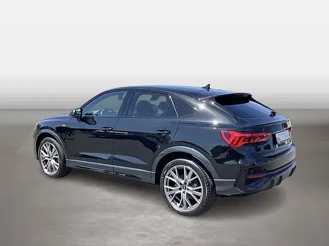 Gebraucht Audi Q3 Sportback S-Line 190 PS (139 kW) 2025 Schwarz SUV